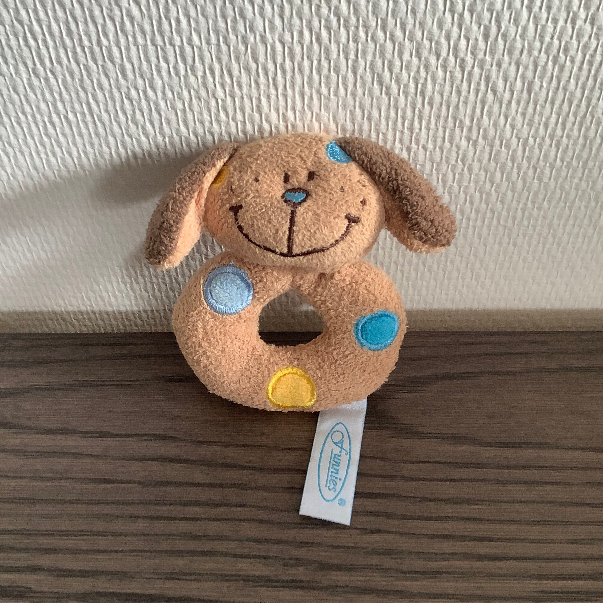 Funnies hond rammelaar