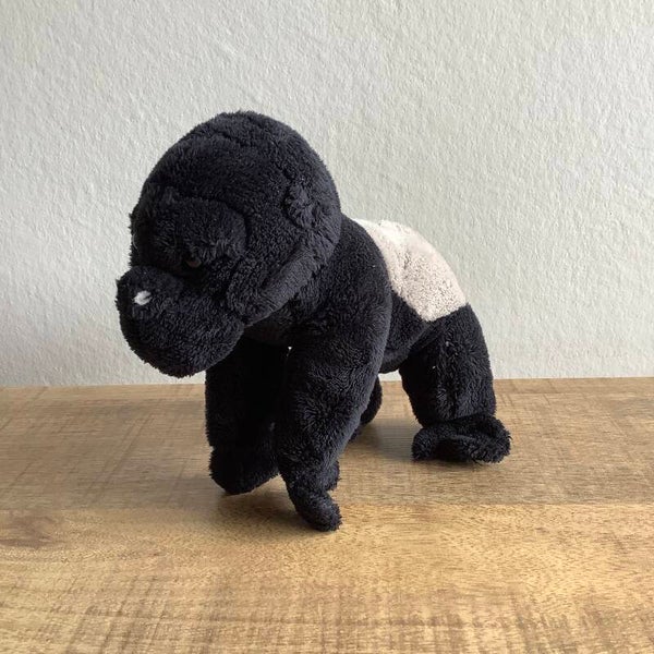 Evora gorilla