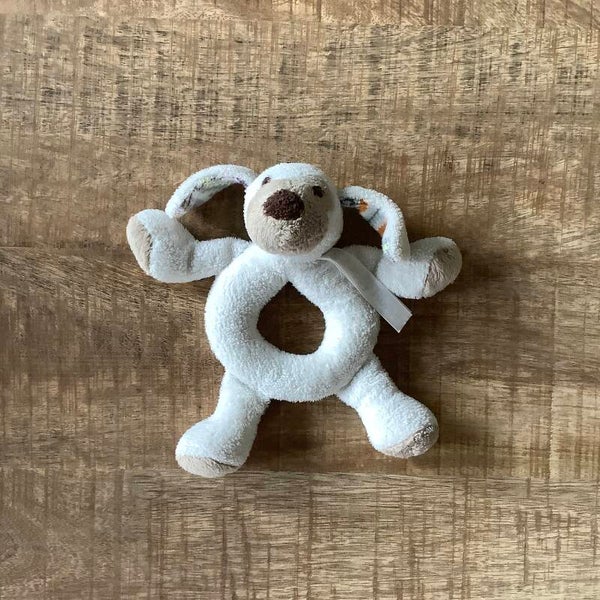 Happy horse hond Doodle rammelaar