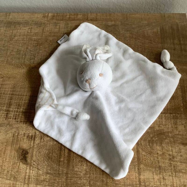 Bambino konijn knopen