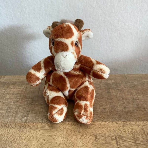 WWF giraffe