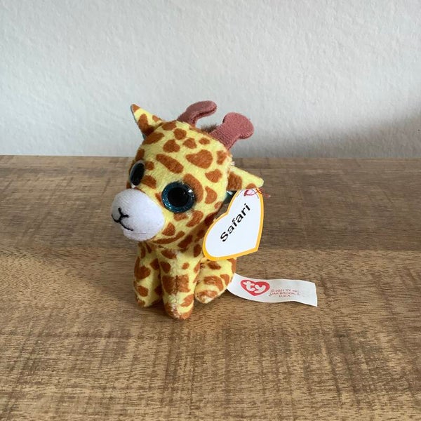 Ty mcdonald's giraffe