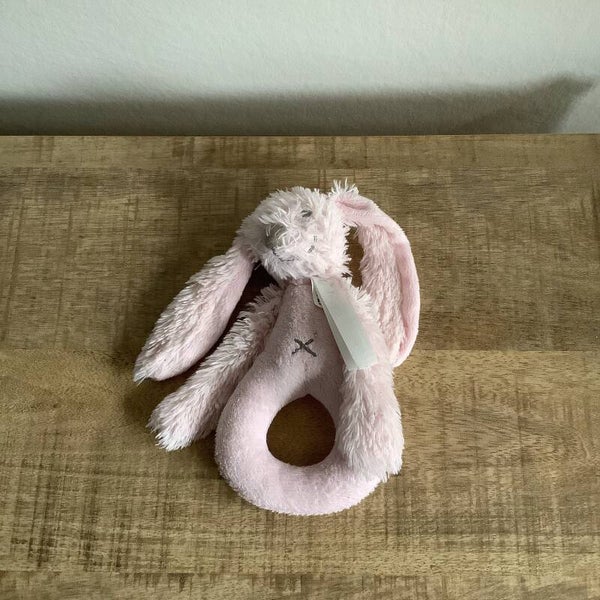 Happy horse konijn richie rammelaar