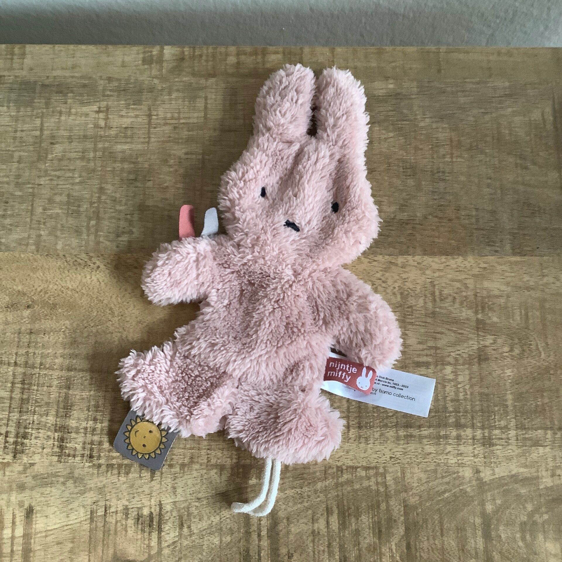 Nijntje knisper roze