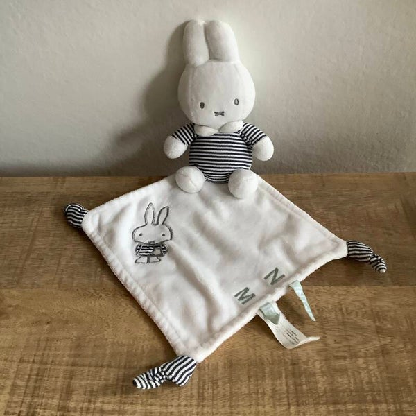 Nijntje met nijntje gestreept