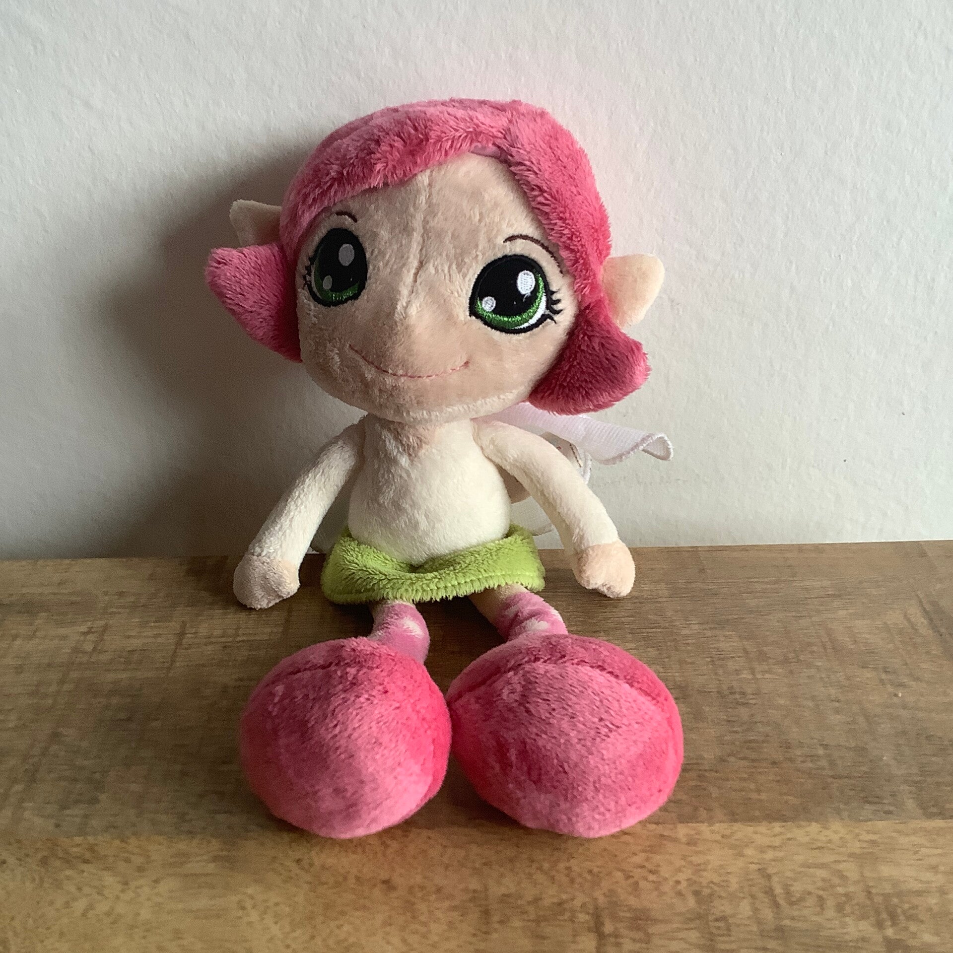 Nici Feeoly's world fee meisje