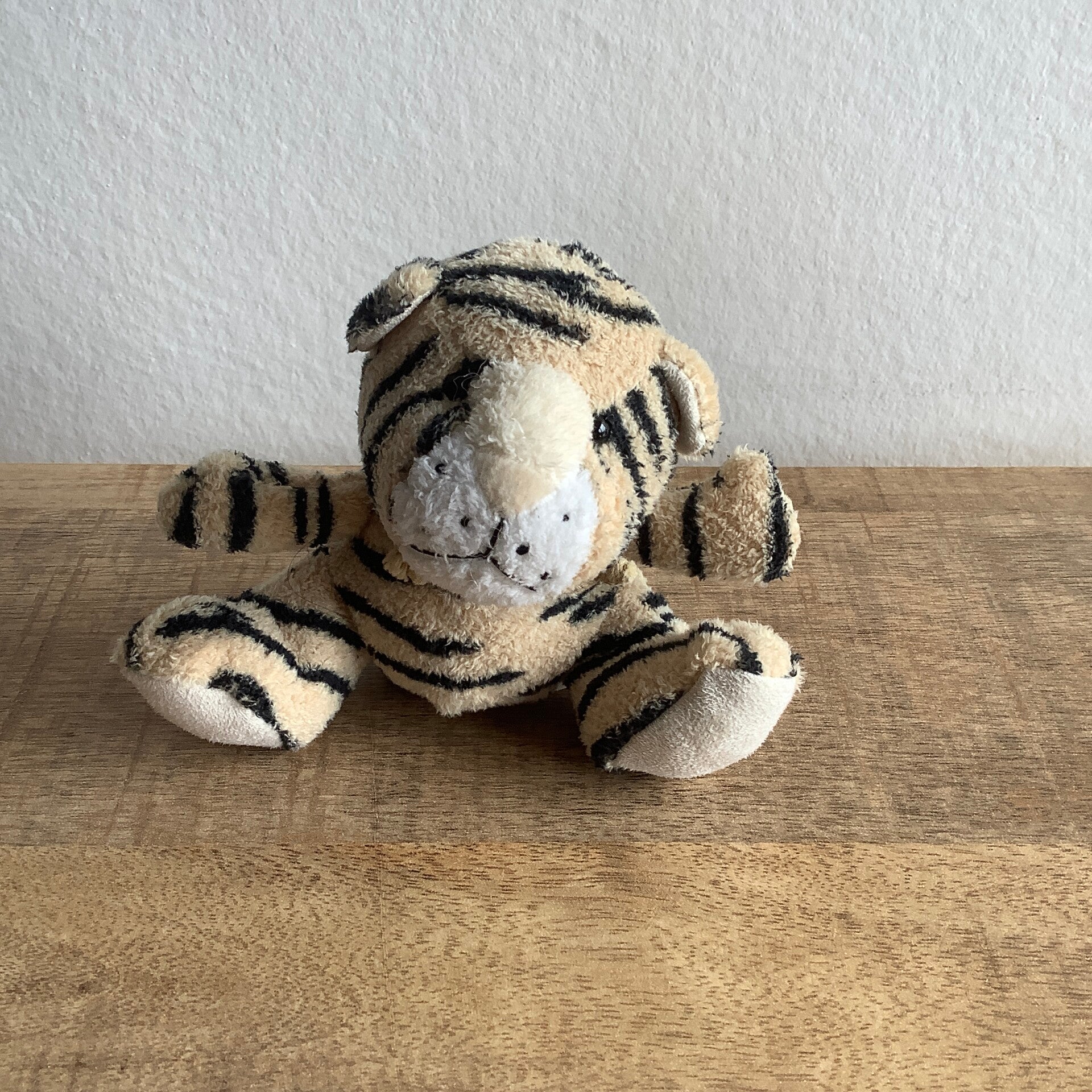 L. Dake en zn tijger