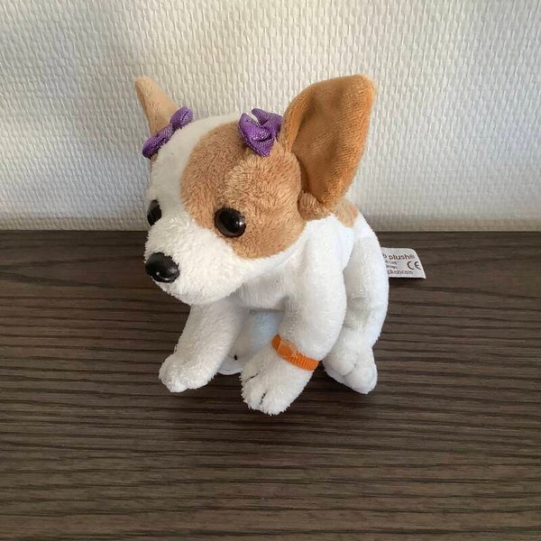 Anna Club Plush hond