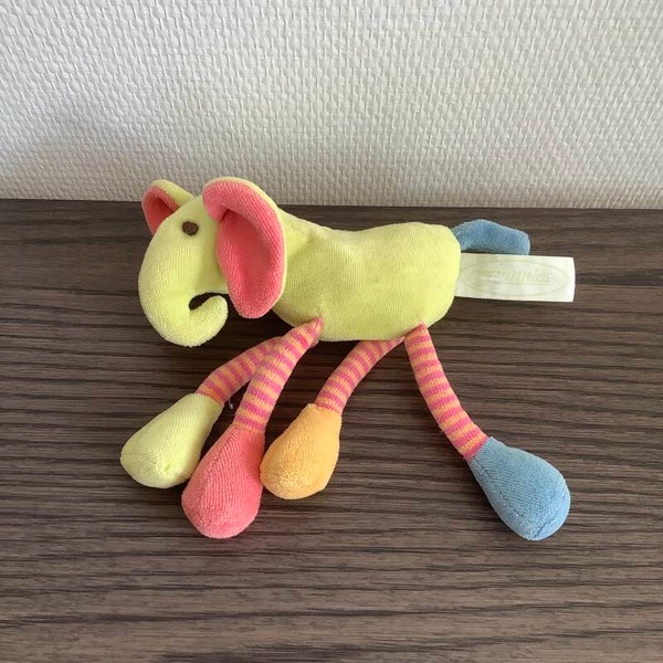 Funnies gekleurd olifant