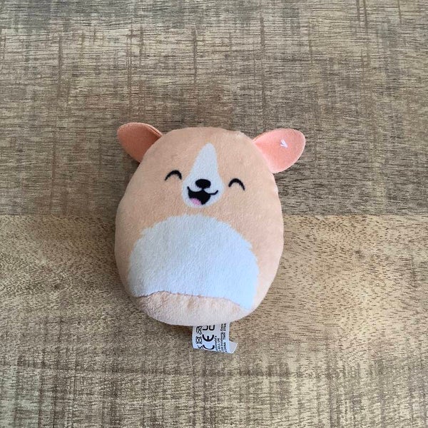 Mcdonald's squishmallows hond