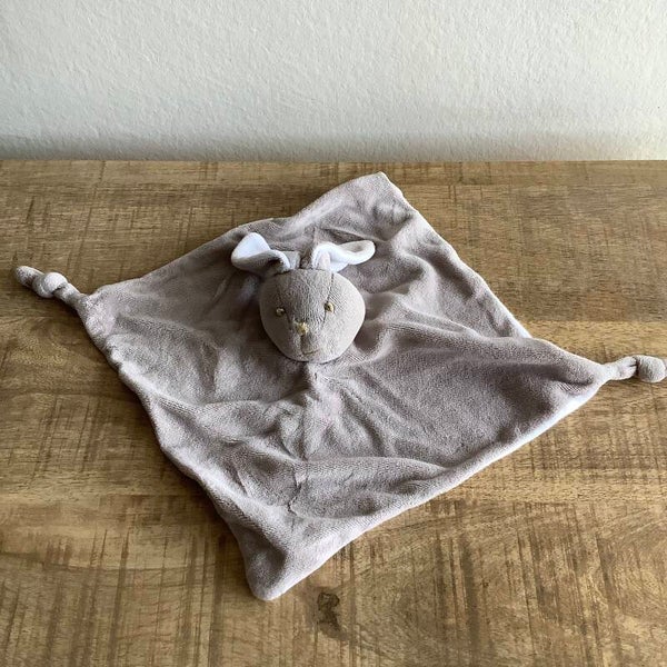 Bambino konijn knopen