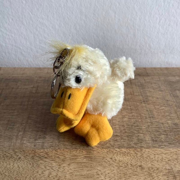 Anna Club Plush eend sleutelhanger