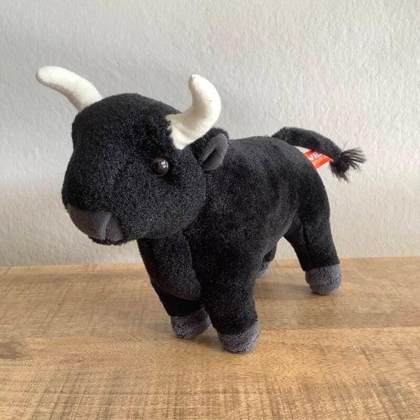 Wild Republic stier