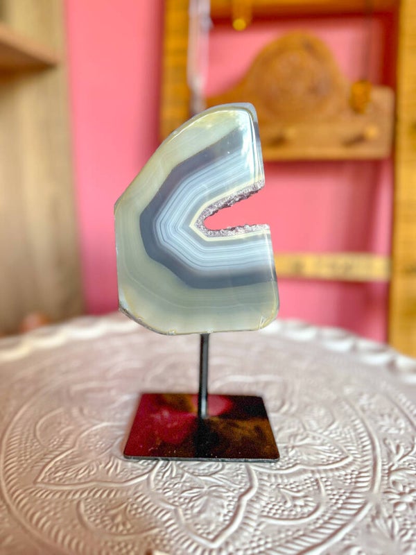 Blue Lace Agaat met Amethist op standaard