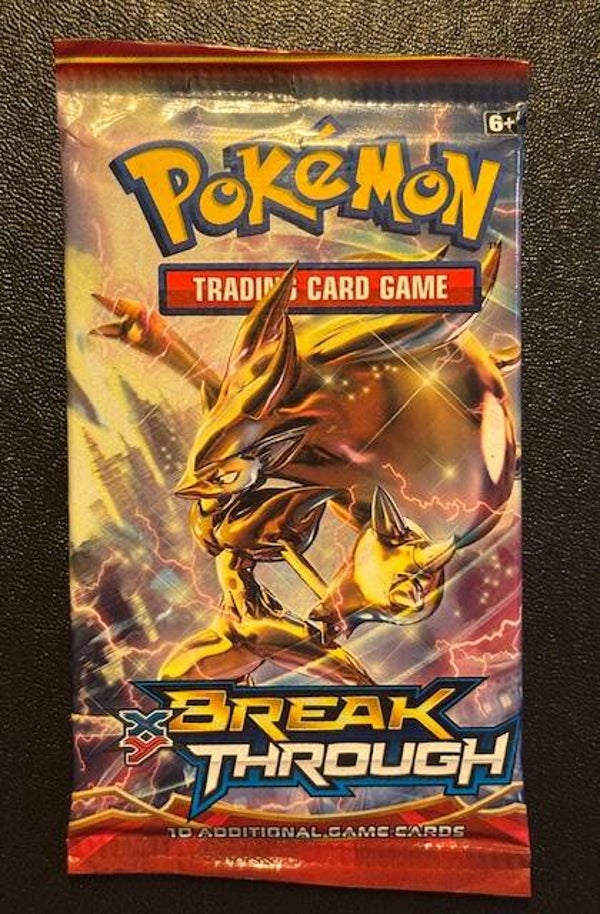Pokemon TCG XY | Break Through Booster | Zoroark Artwork