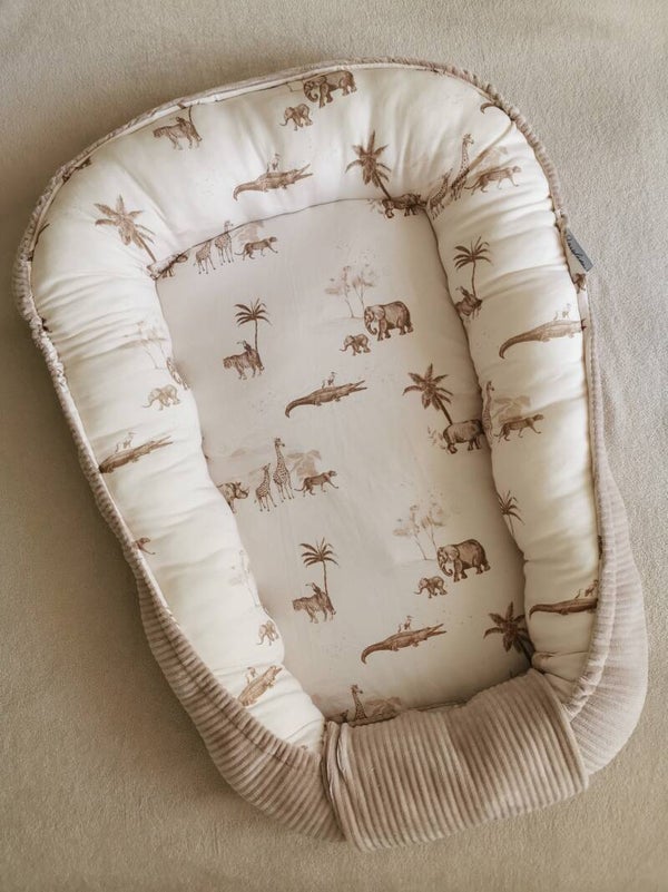Babynest Donkerbeige Rib & Safari Tricot