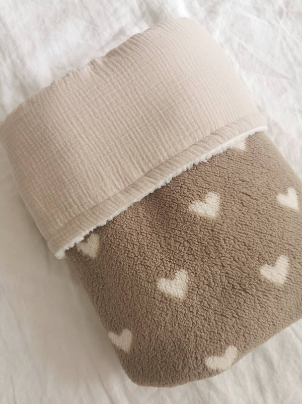 Deken Zand Hydrofiel & Ecru Hearts Teddy