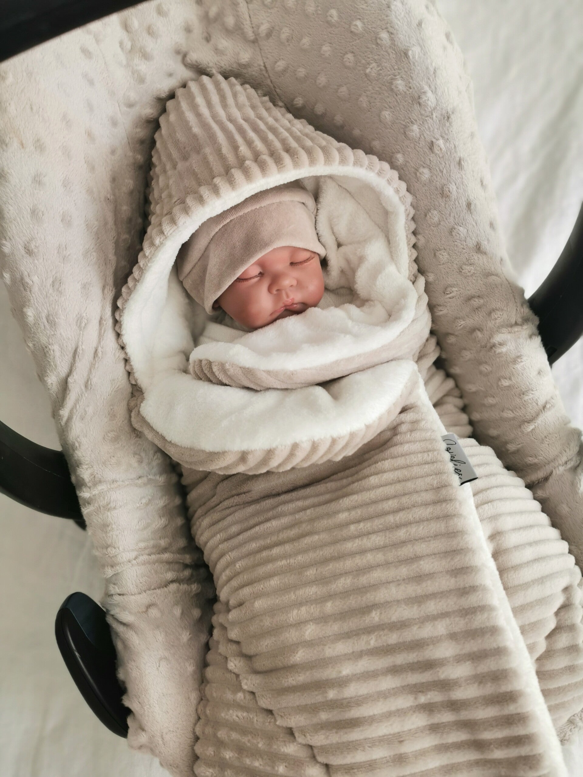 Maxi Cosi Deken Beige Minky Rib & Offwhite Wellness Fleece