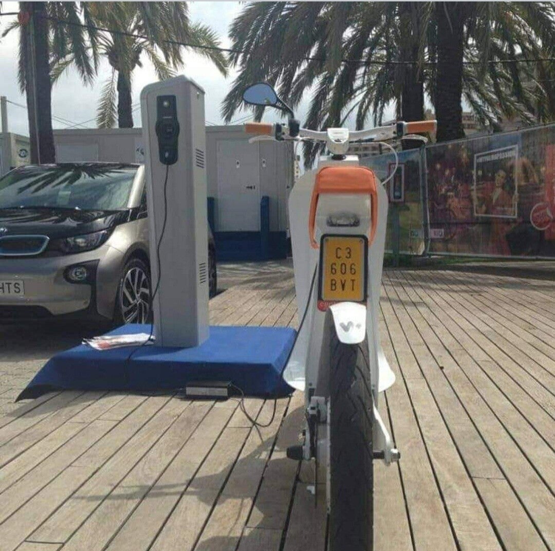 central de carga para ciclomotores electricos xkuty