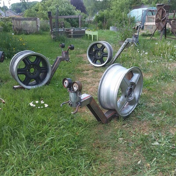 Famille escargot, prix à la pièce.