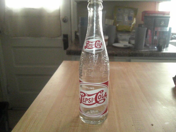Red and White 1940s 1950s Empty 12oz Pepsi Cola Bottle