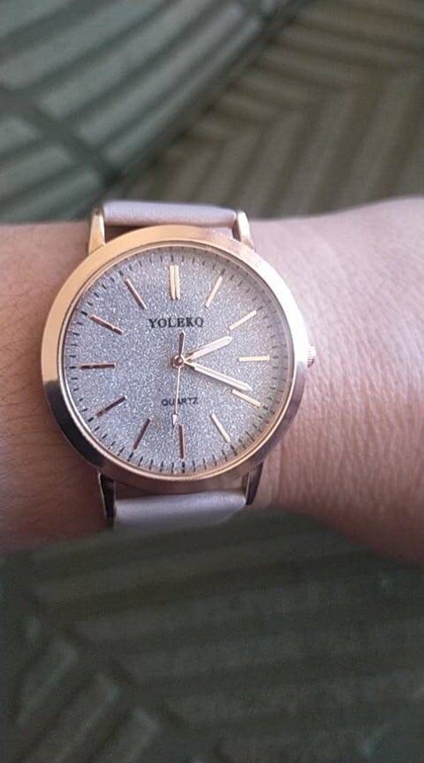 Merknaam WEZOO Explosieve mode-sfeer Elegant Full Star dames quartzhorloge voor dames