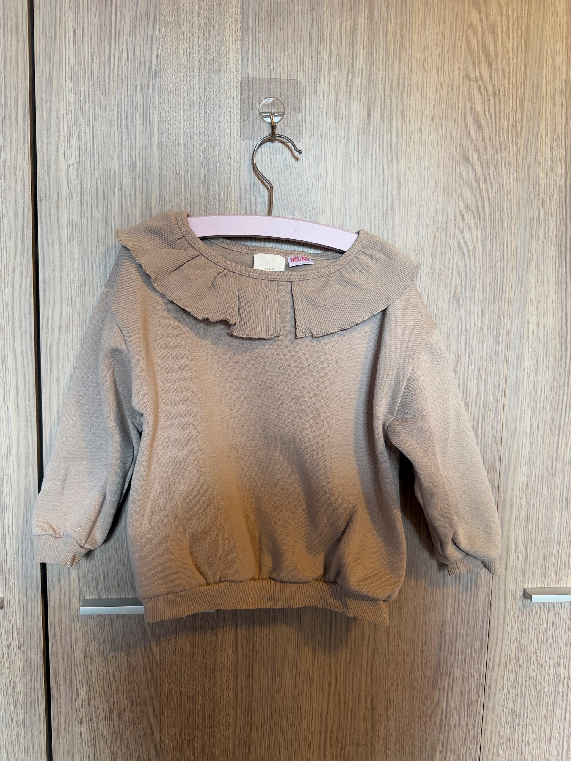 zara - beige trui - maat 92