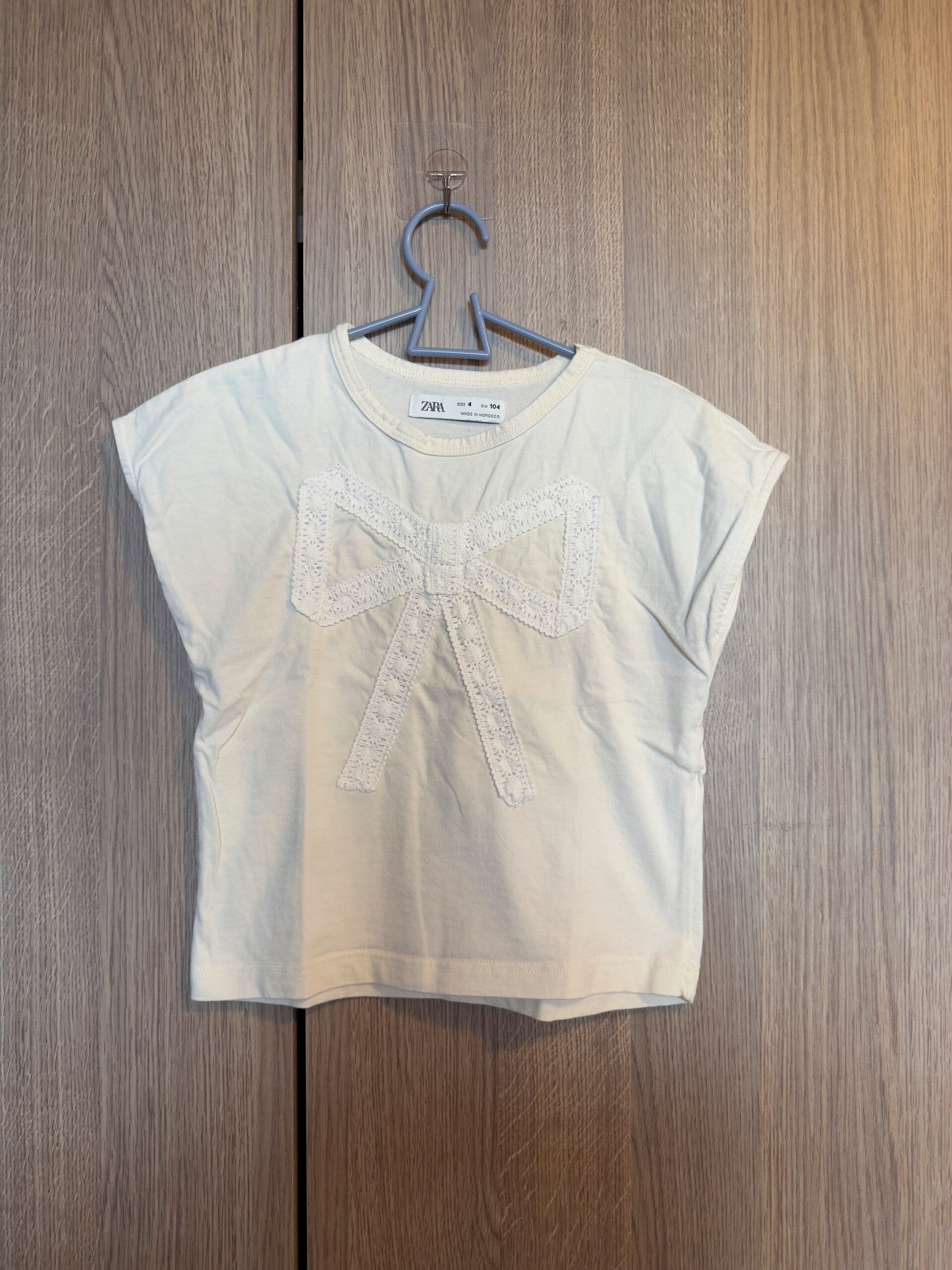 zara - creme shirt met strik - maat 104