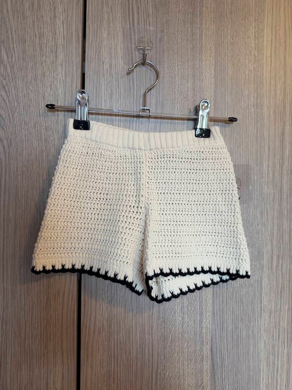 zara - creme gebreide short - maat 98
