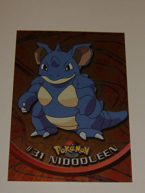Topps Nidoqueen Blue Label Foil Pokemon Card