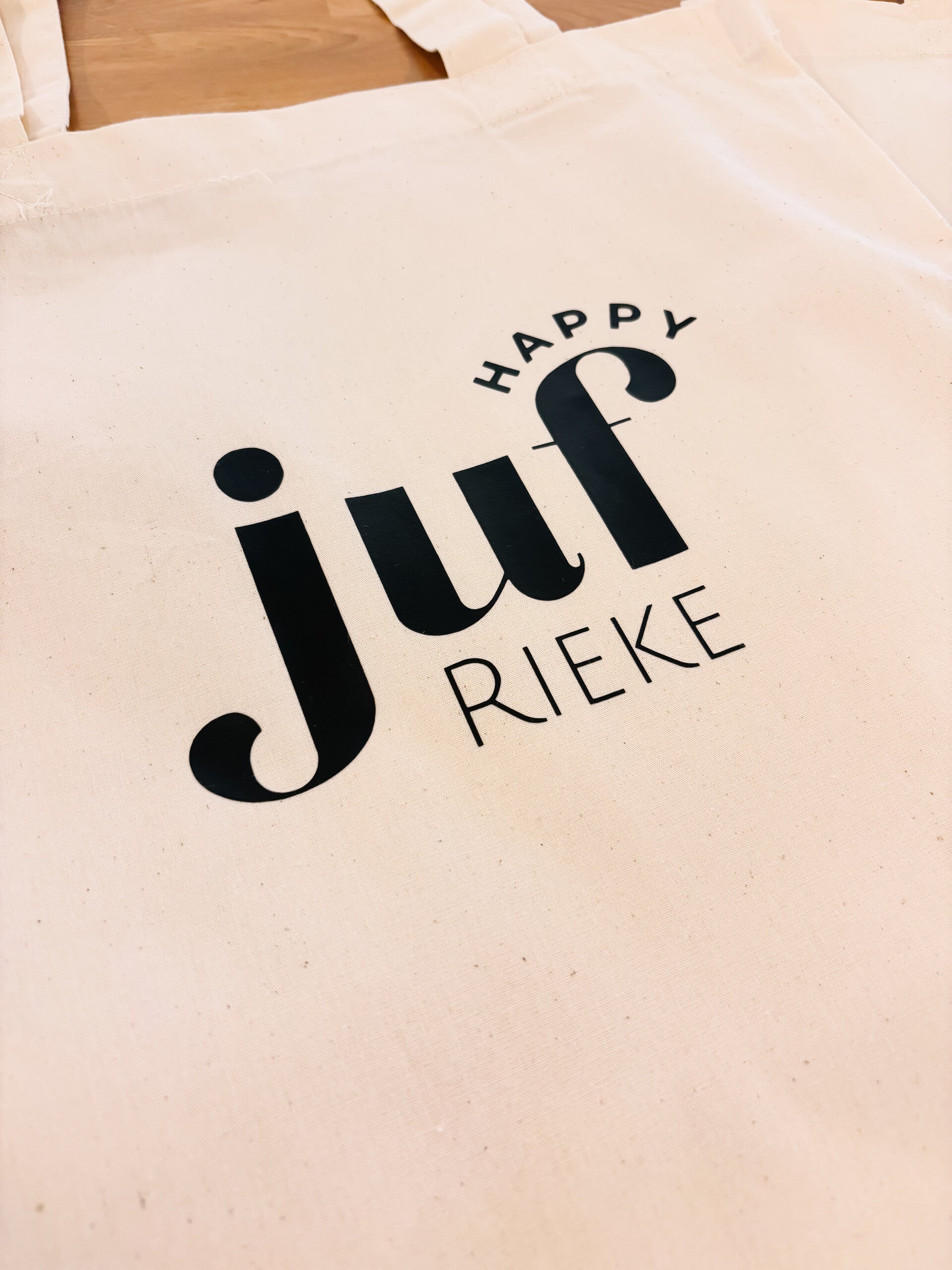 *PRE-ORDER - TOTEBAG - Happy Juf
