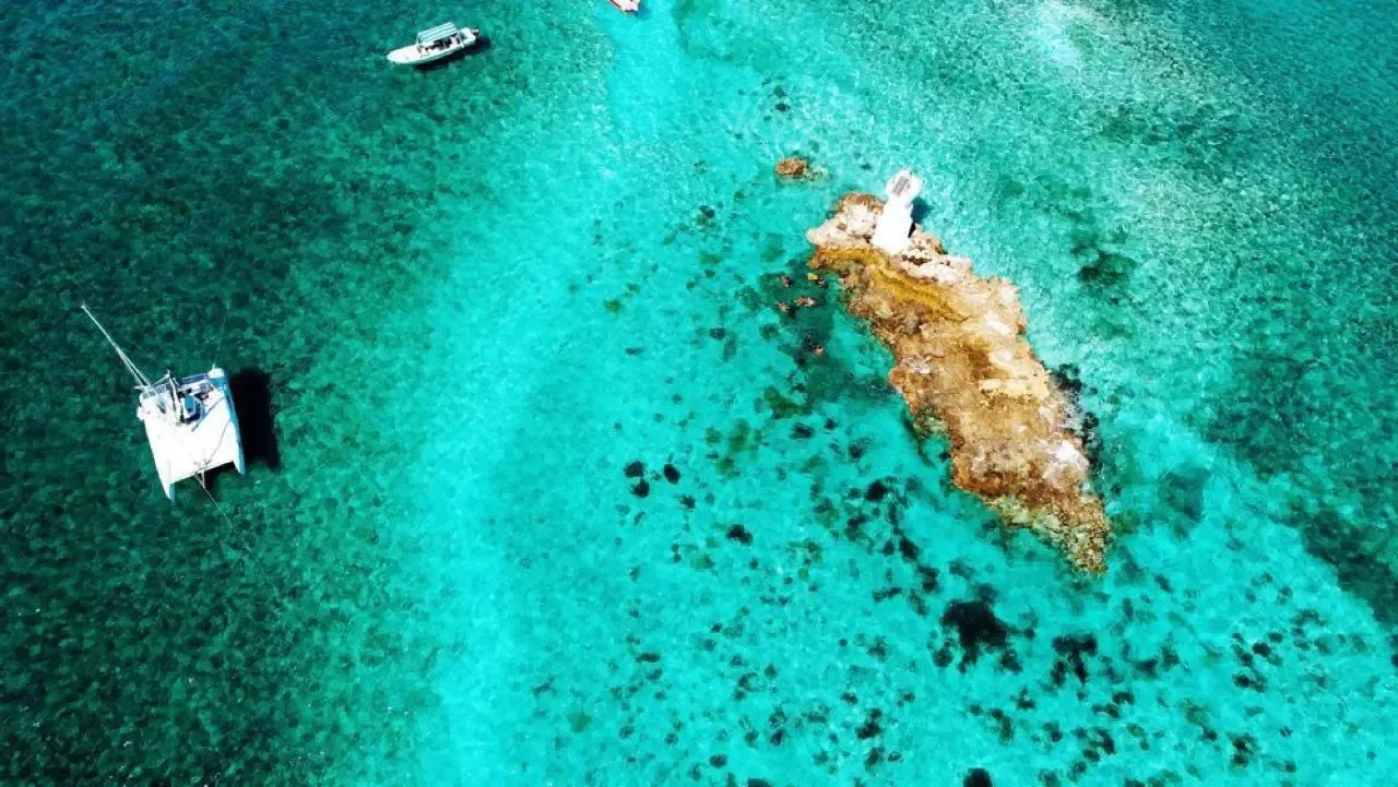 Luxury Isla Mujeres main view