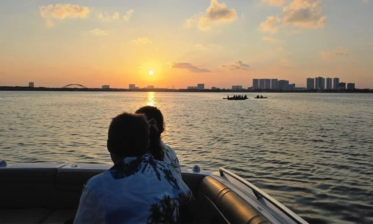 Luxury Sunset couple in sunset