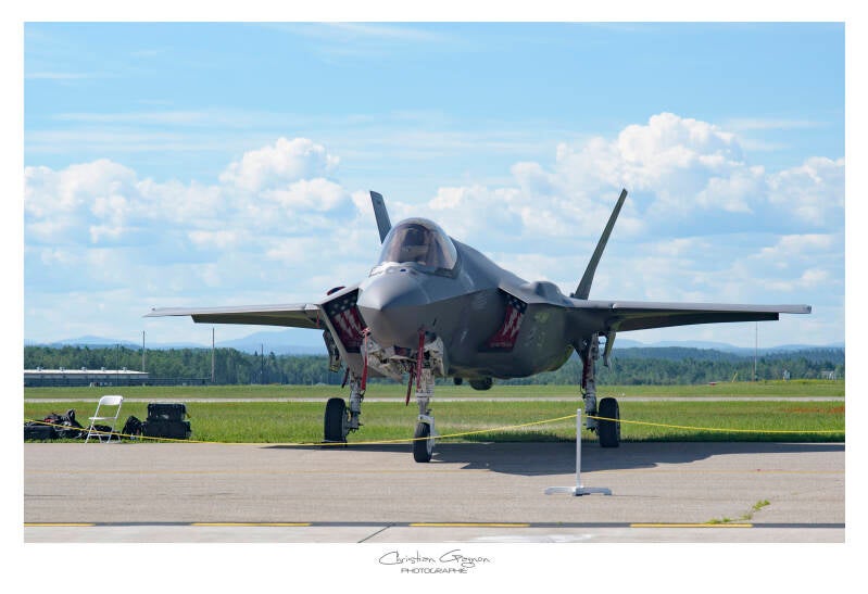 avion_f35_01-standard.jpg
