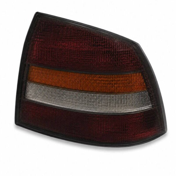 Piloto trasero derecho ahumado Opel Astra G Hatchback OEM: 1222076