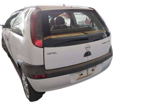 Piloto trasero izquierdo Opel Corsa C 1.7 DI - Azeler 111873