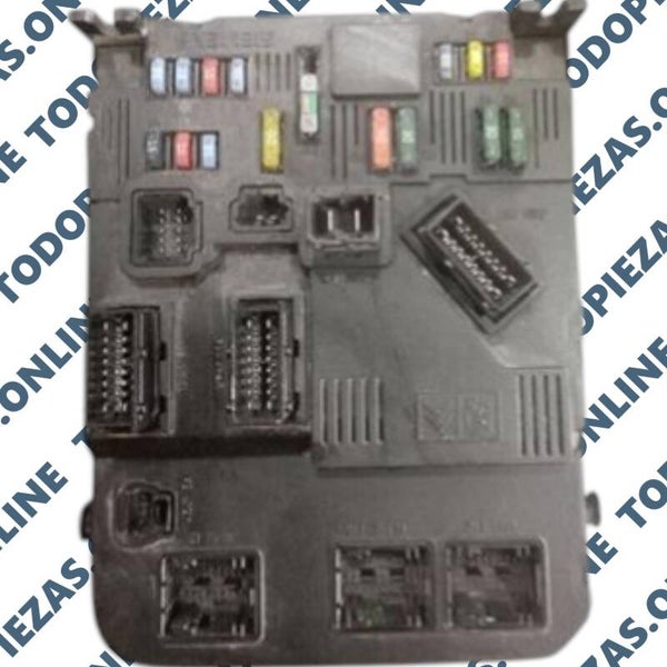 Caja de relés y fusibles / Módulo BSM Peugeot OEM: 9650663980