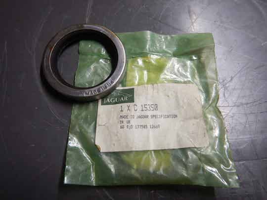 Hub Oil Seal  C15350*
