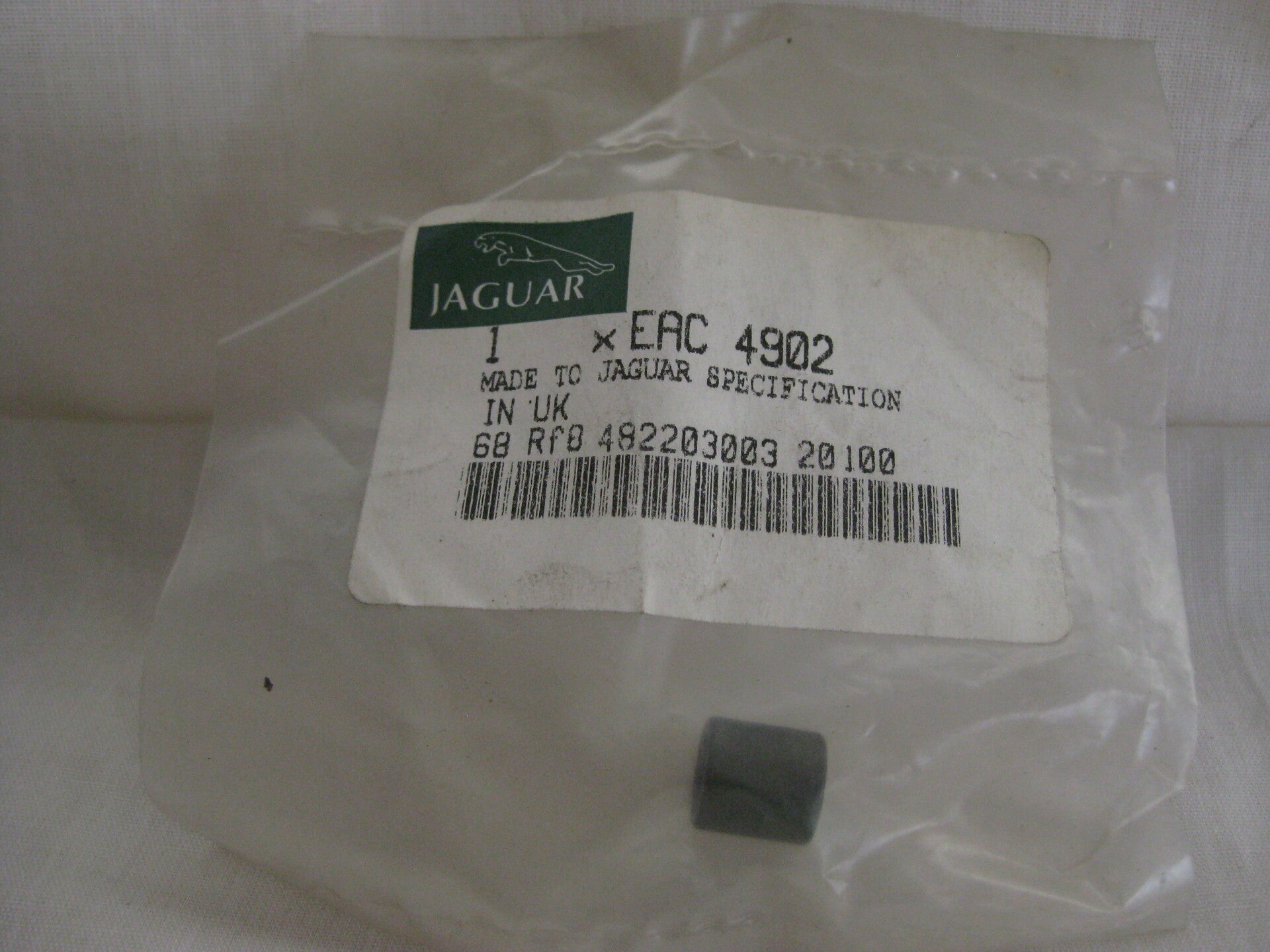 Jaguar shifter spacer EAC4902