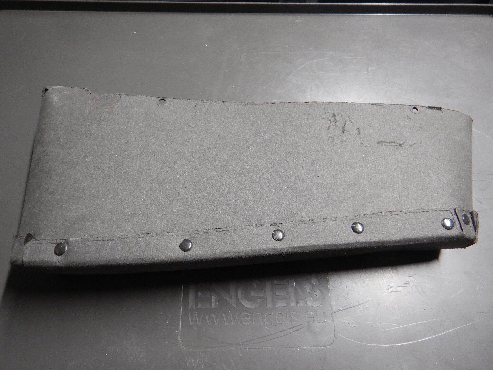 Glovebox LHD   AHH6339