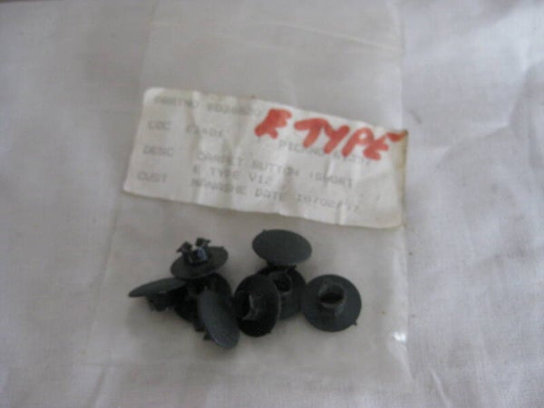 Jaguar Carpet Button Fastener