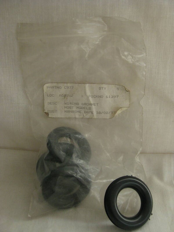 Wiring Grommet C977