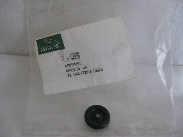 Jaguar Grommet C2850