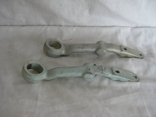 Upper Wishbone levers LH C17176