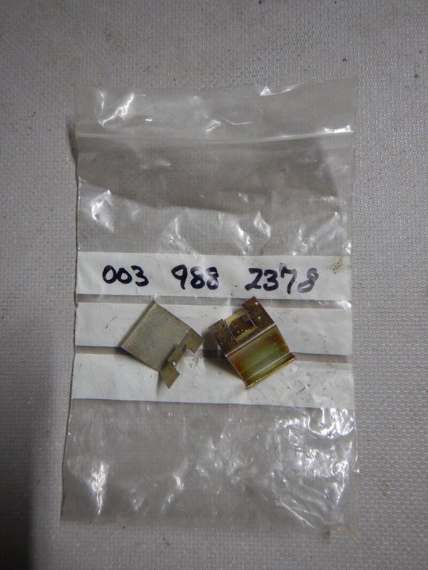 Front Door Window Weather Scraper Seal Clip   0039882378