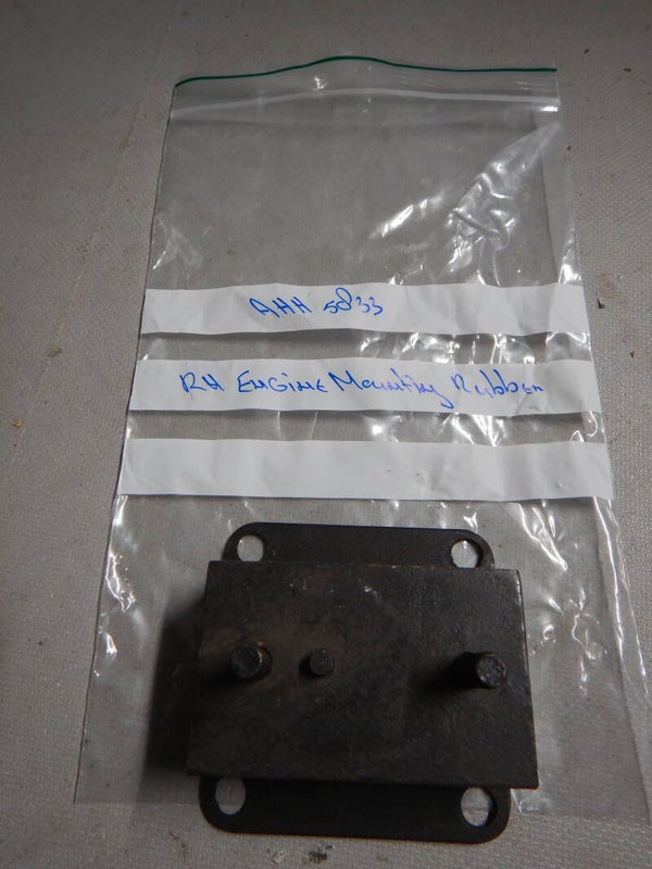 RH Engine Mounting Rubber     AHH5833