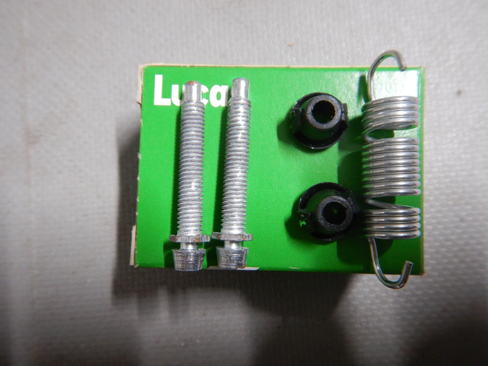 Adjuster Kit, headlamp alignment, 2 screw & spring type    BHM7058