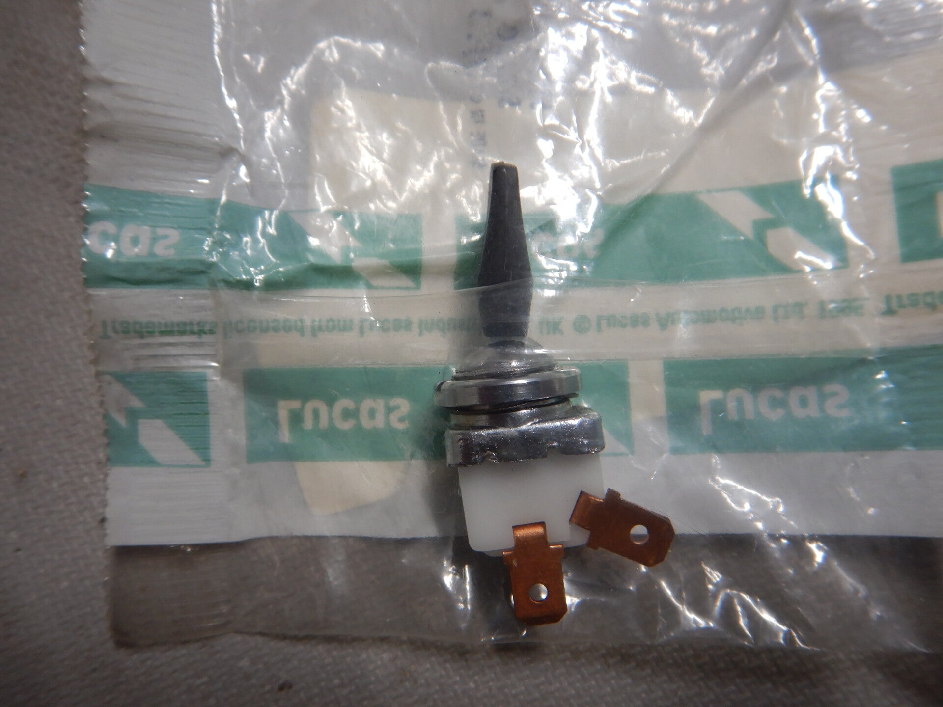 Switch, toggle    RTC430A