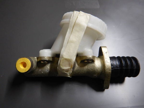 Master Cylinder-Brake LHD Lockheed    GMC235