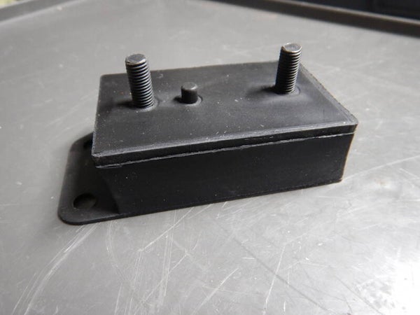 Mounting, engine, RH   BHH1351